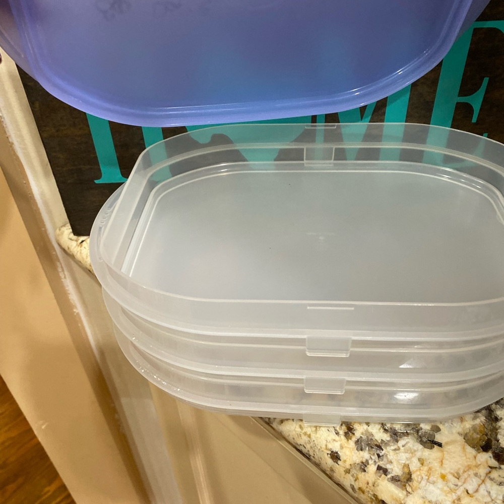 Vintage Tupperware - Picture 2 of 2